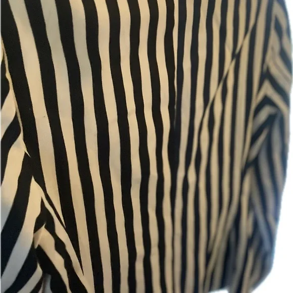 Women’s Navy Black and White Striped Jack Sheppard Blazer Size 6 - Picture 9 of 11